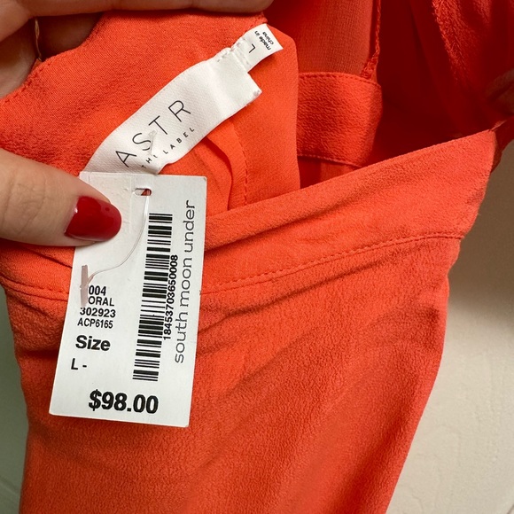 NWT ASTR the Label Bianca Halter Ruffle Tiered Romper in Coral, size: L - Picture 2 of 4